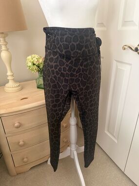 High-Waist Leopard Print Leggings - Black/Brown
